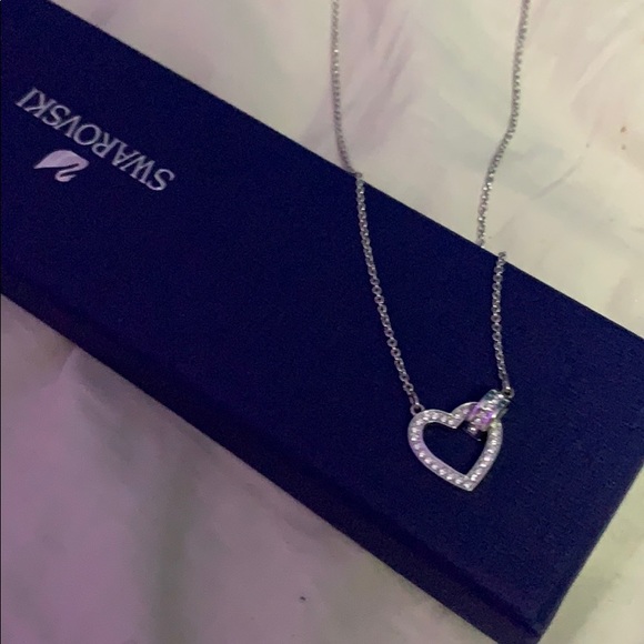 Swaroviski heart necklace - Picture 1 of 3
